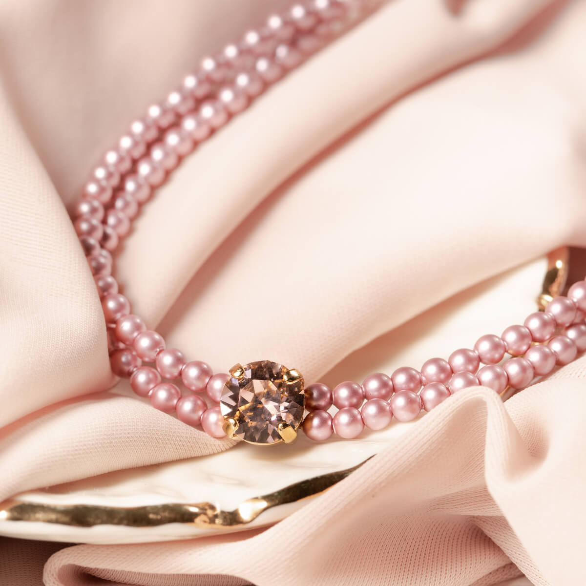 Anklet with crystals and pearls