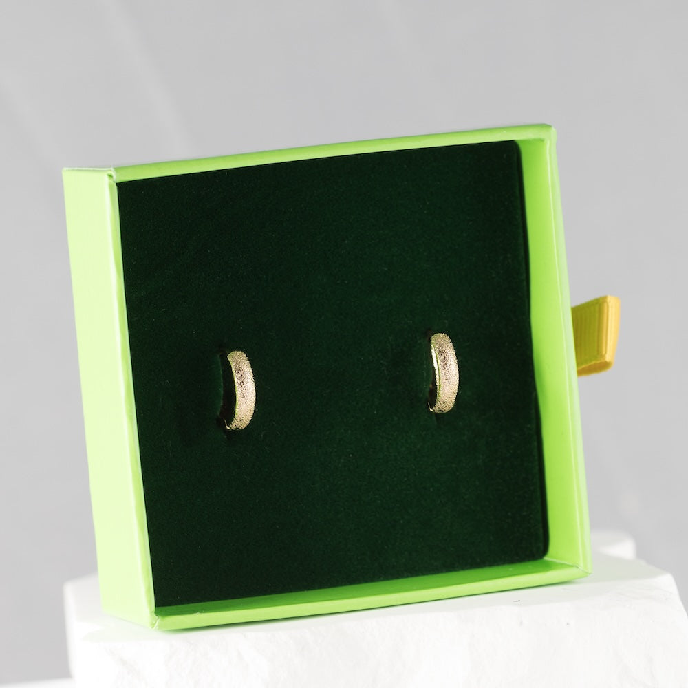 Auskari ar antialerģisku rozā zelta pārklājumu LAURA.