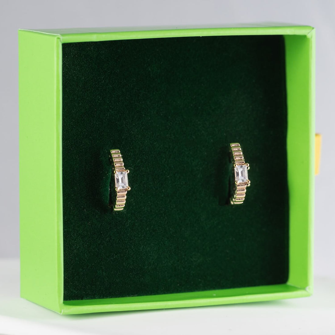 Antialerģiskie kristālu auskari 'DITA'