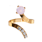Apzeltīts gredzens ar rozā opāla kristālu